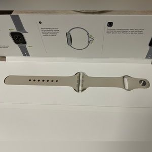 BNIB Apple Watch Starlight Sport Band 41mm s/m